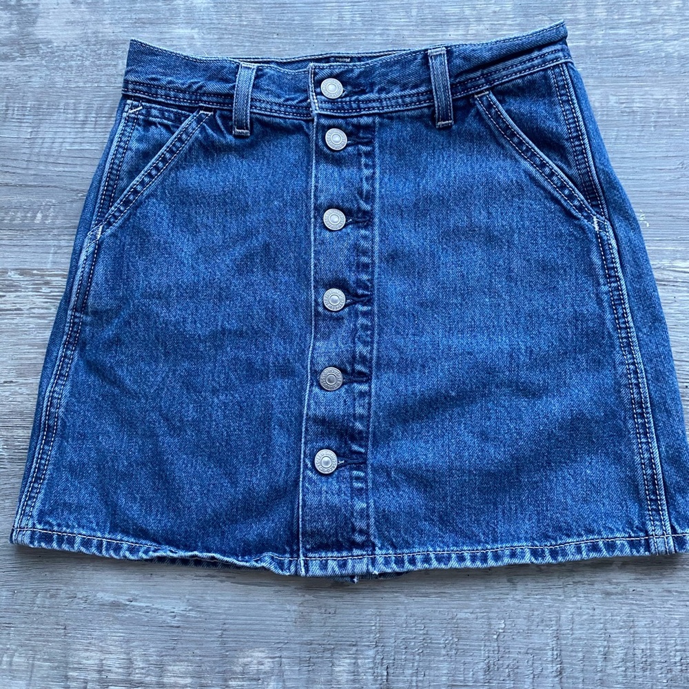 Levis skirt